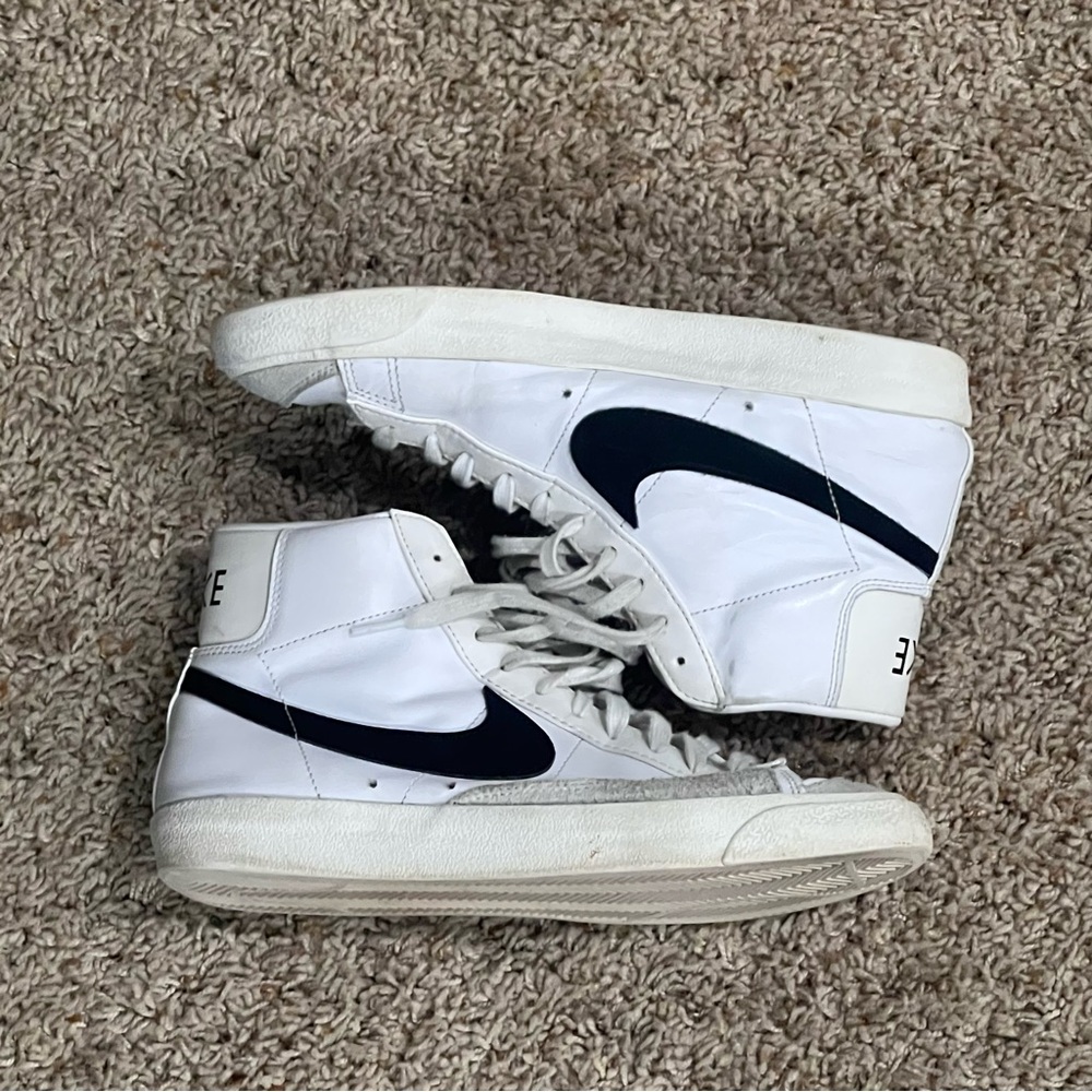 Nike White and Black Blazers
